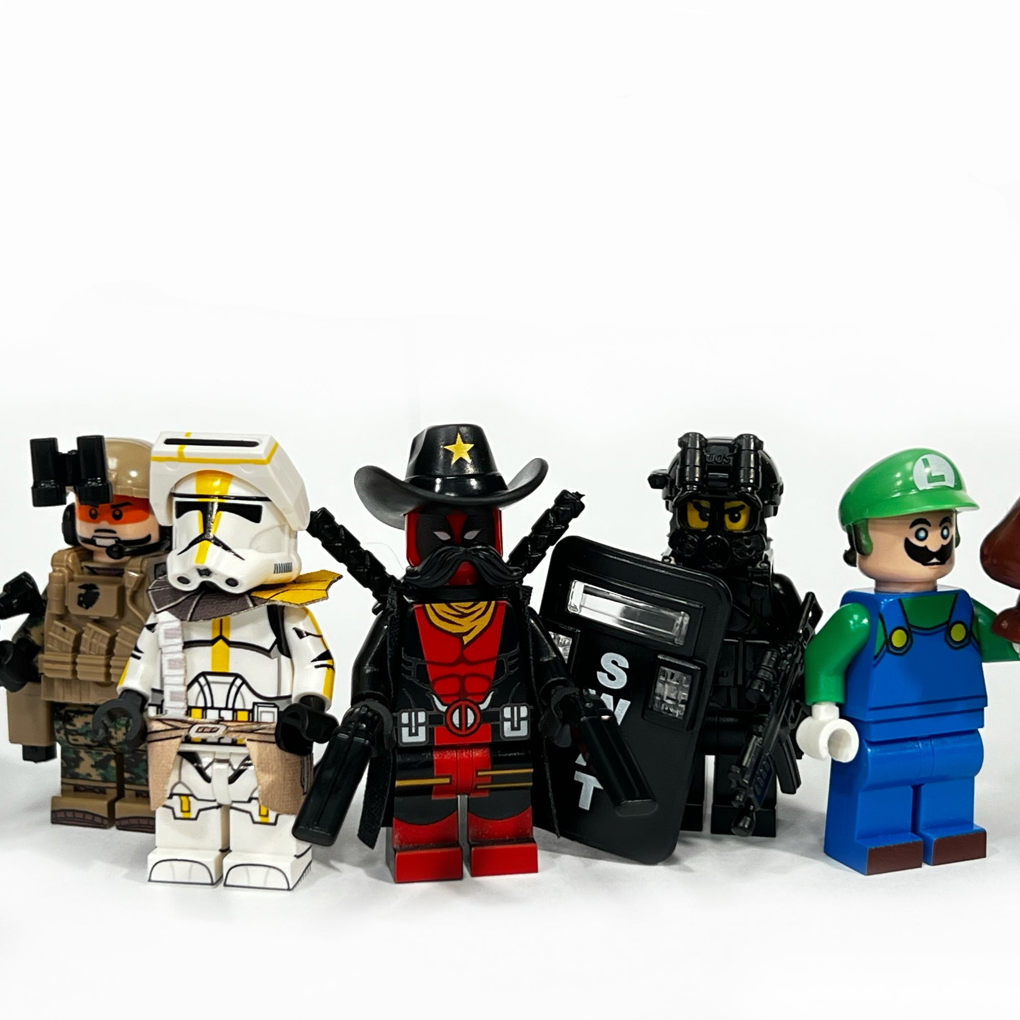 Custom Minifigures – Atlanta Brick Co