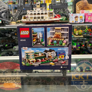 Bricktober Bakery (2015 Toys "R" Us Exclusive), 40143 Building Kit LEGO®