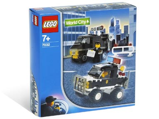 Police 4WD Highway Patrol & Undercover Van, 7032 Building Kit LEGO®