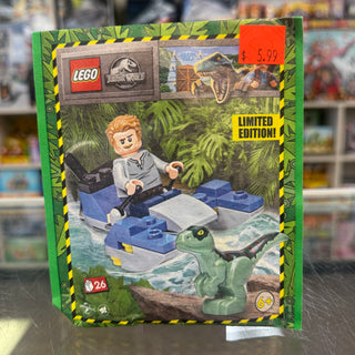 Owen with Swamp Speeder and Raptor paper bag, 122331-1 Building Kit LEGO®