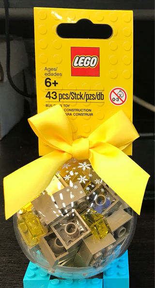 Holiday Ornament with Gold Bricks, 853345 Building Kit LEGO®