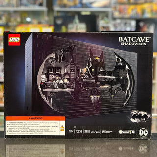 Batcave Shadow Box, 76252 Building Kit LEGO®