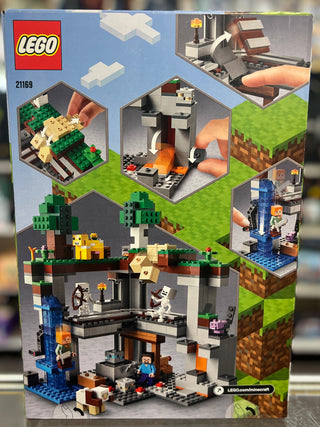 The First Adventure, 21169-1 Building Kit LEGO®