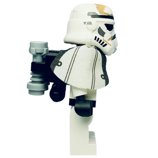 Sandtrooper - White Pauldron, Survival Backpack, Dirt Stains, Balaclava Head Print and Helmet with Dotted Mouth Pattern, sw0383 Minifigure LEGO®
