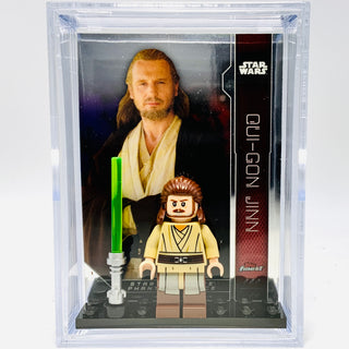 Qui-gon Jinn with Trading Card & Collector’s Case Minifigure LEGO®