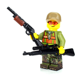 Deer Hunter Minifigure, BB64 Minifigure Battle Brick