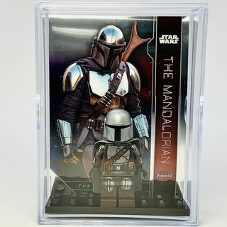 The Mandalorian with Trading Card & Collector’s Case Minifigure LEGO®