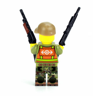 Deer Hunter Minifigure, BB64 Minifigure Battle Brick