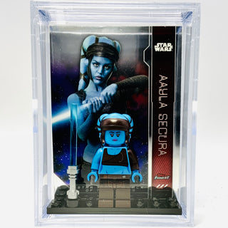Aayla Secura with Trading Card & Collector’s Case Minifigure LEGO®