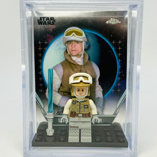 Luke Skywalker with Trading Card & Collector’s Case Minifigure LEGO® Hoth Luke Skywalker