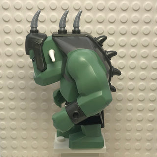Fantasy Era, Troll, Sand Green with Pearl Dark Gray Armor, 2 White Horns and 3 Pearl Light Gray Horns, cas376 Minifigure LEGO®