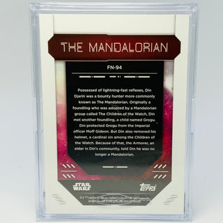 The Mandalorian with Trading Card & Collector’s Case Minifigure LEGO®