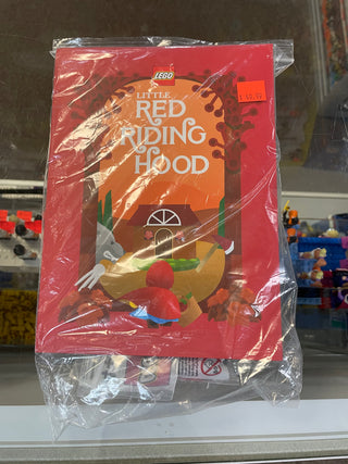Bricktober Fairy Tale Set 3/4 - Little Red Riding Hood (2021 Toys "R" Us Exclusive) Building Kit LEGO®