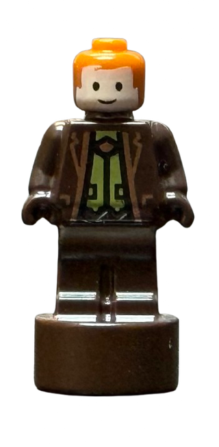 Fred / George Weasley Statuette / Trophy - Olive Green Vest (6523412), 90398pb063 Minifigure LEGO®