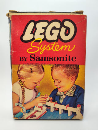 Set 231-2 Samsonite, Esso Pumps/Sign Building Kit LEGO® Certified Pre-Owned with Box (Boy and Girl)