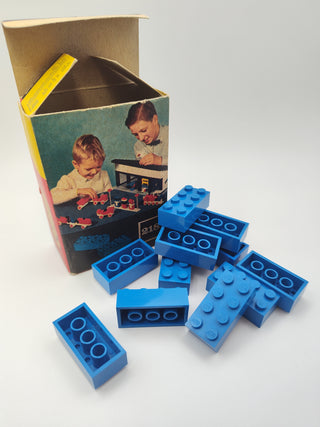Set 218-2, 2 x 4 Bricks Building Kit LEGO® Certified Pre-Owned with Box (Blue)