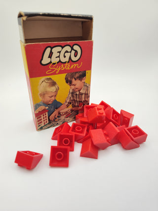 Set 282-1, 2 x 2 Sloping Roof Bricks, Red Building Kit LEGO®