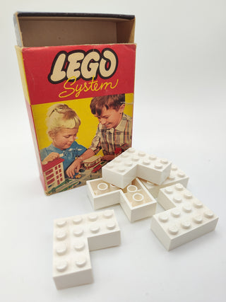 Set 217-2, 4 x 4 Corner Bricks Building Kit LEGO® Certified Pre-Owned with Box (White Bricks, Boy and Girl)