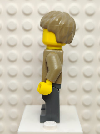 Fantasy Era - Peasant Male Young (Black Eyebrows), cas410a Minifigure LEGO®