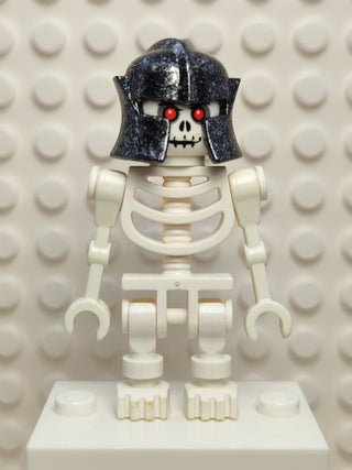 Fantasy Era, Skeleton Warrior 3, White, Speckled Helmet, cas329 Minifigure LEGO® Minifigure Only, no mace or shield