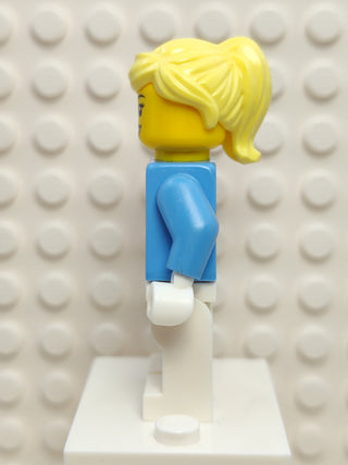 Female - Jacket with Medium Lavender Scarf, hol126 Minifigure LEGO®