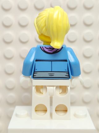 Female - Jacket with Medium Lavender Scarf, hol126 Minifigure LEGO®