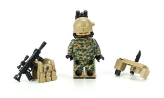 Recon Marine Woodland Camo MARPAT Custom Figure, BB53 Custom minifigure Battle Brick