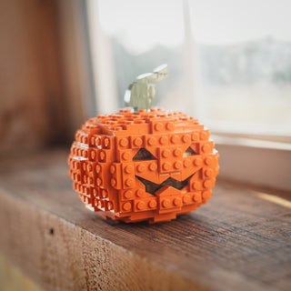 Jack-o-Lantern Building Kit Bricker Builds