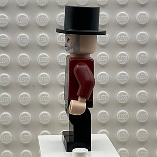 Wizard - HP Wizarding World Male, Black Top Hat, Dark Red Suit, Black Legs, hp301 Minifigure LEGO®