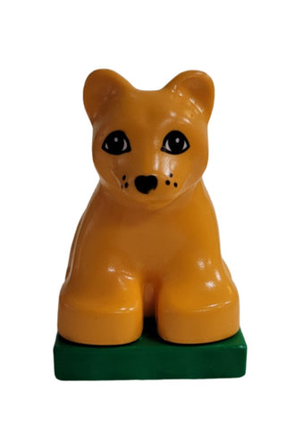 Duplo Lion Cub on Green Base, 2334c03pb01 LEGO® Animals LEGO® Medium Orange
