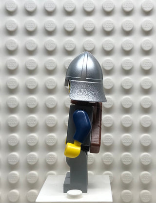 Fantasy Era, Crown Knight Scale Mail with Chest Strap, Helmet with Neck Protector, Dual Sided Head, Quiver, cas383 Minifigure LEGO®