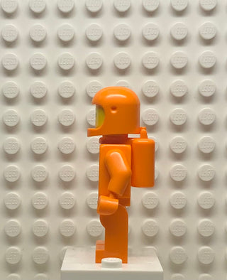 Classic Space-Orange with Air Tanks and Updated Helmet, sp130 Minifigure LEGO®