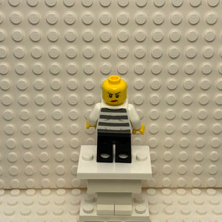 Jail Prisoner 86753 Prison Stripes, Female, cty1128 Minifigure LEGO®