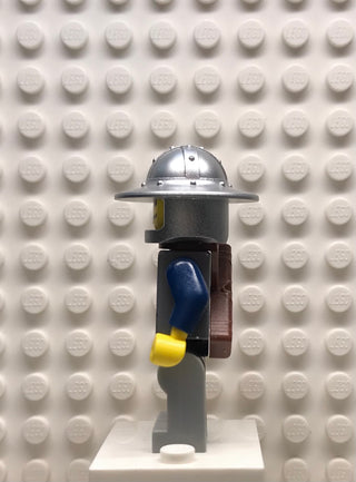 Fantasy Era, Crown Knight Scale Mail with Chest Strap, Helmet with Broad Brim, Dual Sided Head, Quiver, cas374 Minifigure LEGO®