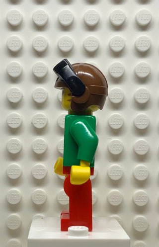 Miss Gail Storm (Dino Island) with Aviator Cap and Goggles, adv018 Minifigure LEGO®