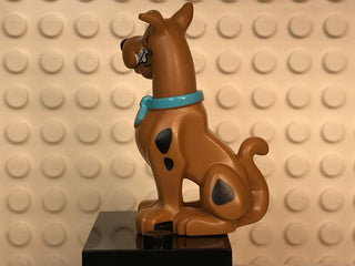 Scooby-Doo, Sitting with Chattering Teeth Pattern (20690pb01 / 20691pb03) Minifigure LEGO®