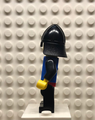 Black Falcon, Black Legs with Red Hips, Black Neck-Protector, cas099 Minifigure LEGO®