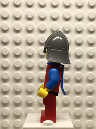 Crusader-Axe, Red Legs with Black Hips, Dark Gray Neck-Protector, Blue Plastic Cape, cas111a Minifigure LEGO®