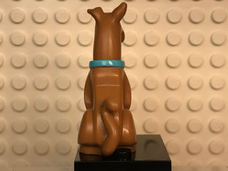 Scooby-Doo, Sitting with Pilot Goggles Pattern, (20690pb01 / 20691pb01) Minifigure LEGO®   
