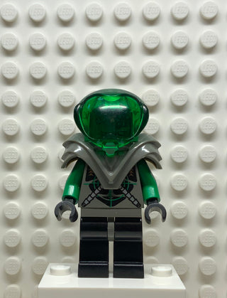 Insectoids Zotaxian Alien - Male, Gray and Green with Green Circuits and Silver Hoses, with Dark Gray Armor (Danny Longlegs / Corporal Steel), sp030 Minifigure LEGO®
