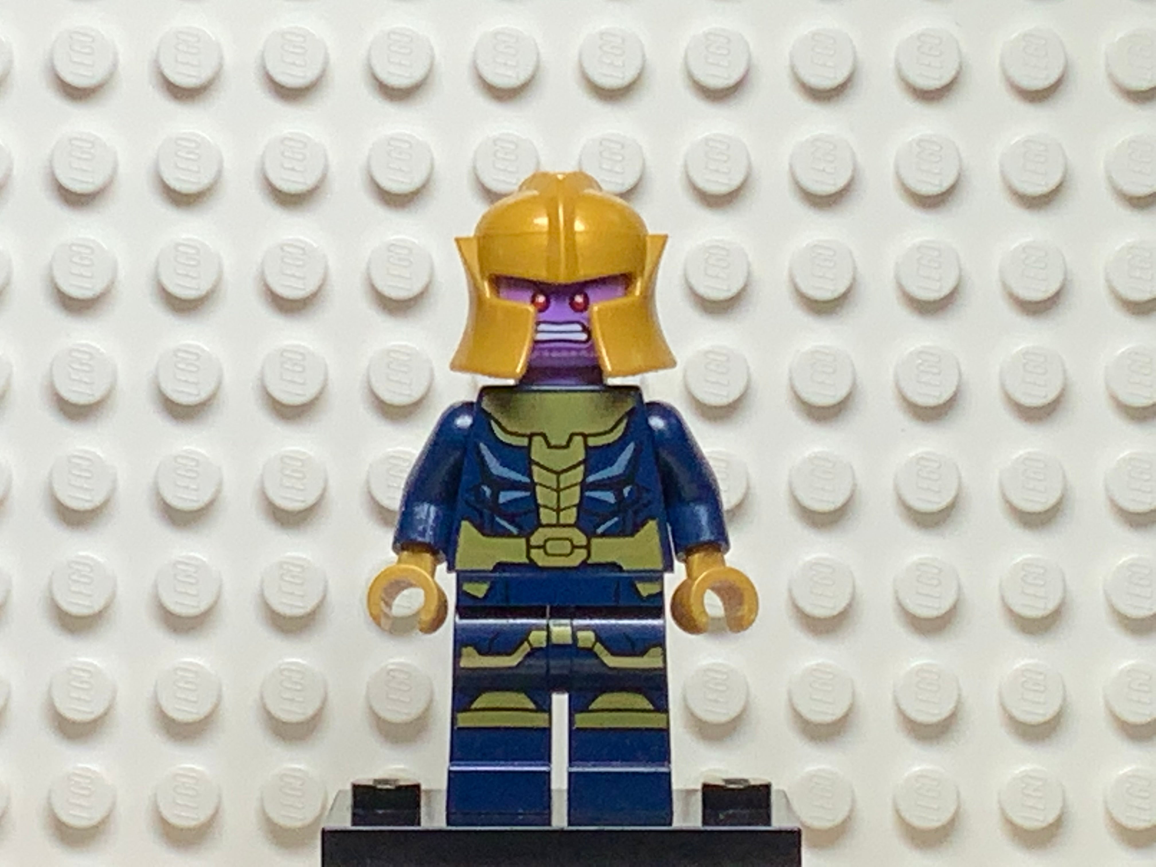 LEGO Minifig Avengers Thanos - Dark Bluish Gray Armor SH733