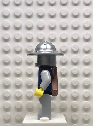 Fantasy Era, Crown Knight Scale Mail with Crown, Helmet with Broad Brim, Vertical Cheek Lines, Quiver, cas347 Minifigure LEGO®