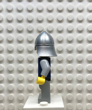 Fantasy Era, Crown Knight Scale Mail with Crown, Helmet with Neck Protector, Scar Across Lip, cas338 Minifigure LEGO®