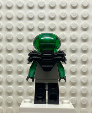 Insectoids Zotaxian Alien - Male, Gray and Green with Green Circuits and Silver Hoses, with Black Armor (Danny Longlegs / Corporal Steel), sp027 Minifigure LEGO®