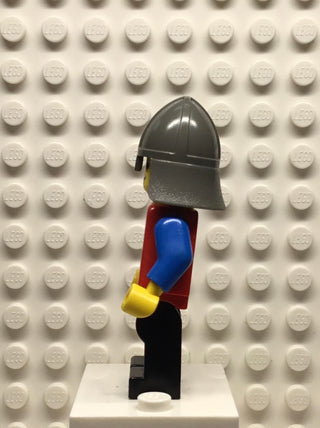 Crusader-Axe, Black Legs with Red Hips, Dark Gray Neck-Protector, cas105 Minifigure LEGO®