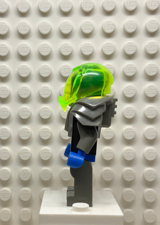 Insectoids Zotaxian Alien - Female, Gray and Blue with Silver Circuits, with Armor (Gypsy Moth / Navigator Sharp), sp026 Minifigure LEGO®