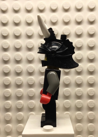 Knights Kingdom I, Cedric the Bull, Black Dragon Helmet, Horns, cas046 Minifigure LEGO®