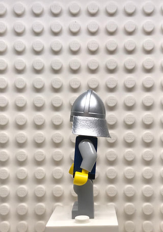 Fantasy Era, Crown Knight Scale Mail with Crown, Helmet with Neck Protector, White Moustache and Beard, cas343 Minifigure LEGO®