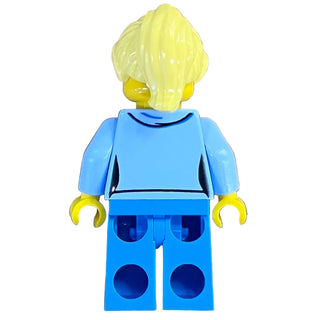 LEGOLAND Park Female with Bright Light Yellow Ponytail, LLP031 - LEGO® Legoland Parks Minifigure