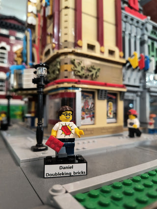 SigFig Minifigure in Our City GROUNDBREAKER 2027 Exclusive